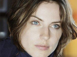 Antje Traue