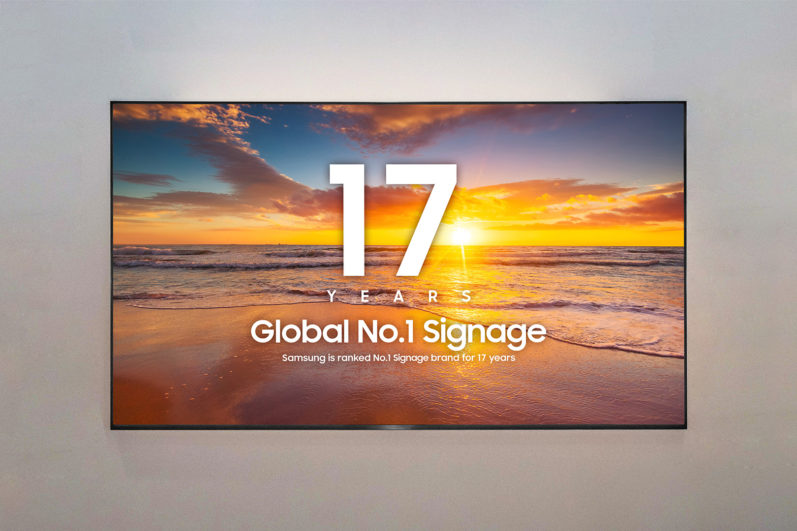 A Samsung 17 éve jár a nemzetközi kereskedelmi kijelzőpiac élvonalában